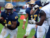 Rashaud Conway ’19 rushes for his first touchdown giving Choate a 14-6 lead in the second quarter. Photo courtesy of Pete Paguaga