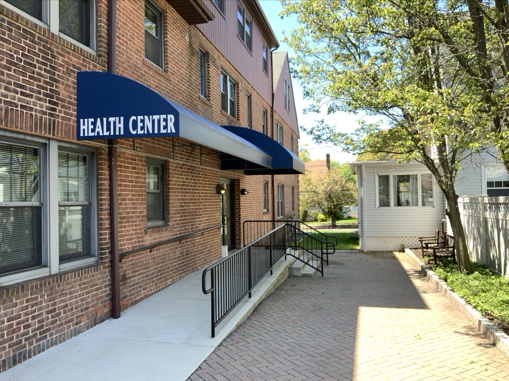 Health Center Provides Support From a Distance